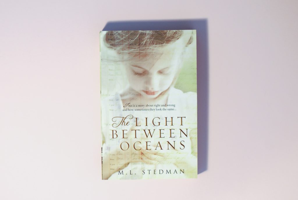Cover of Light Between Oceans